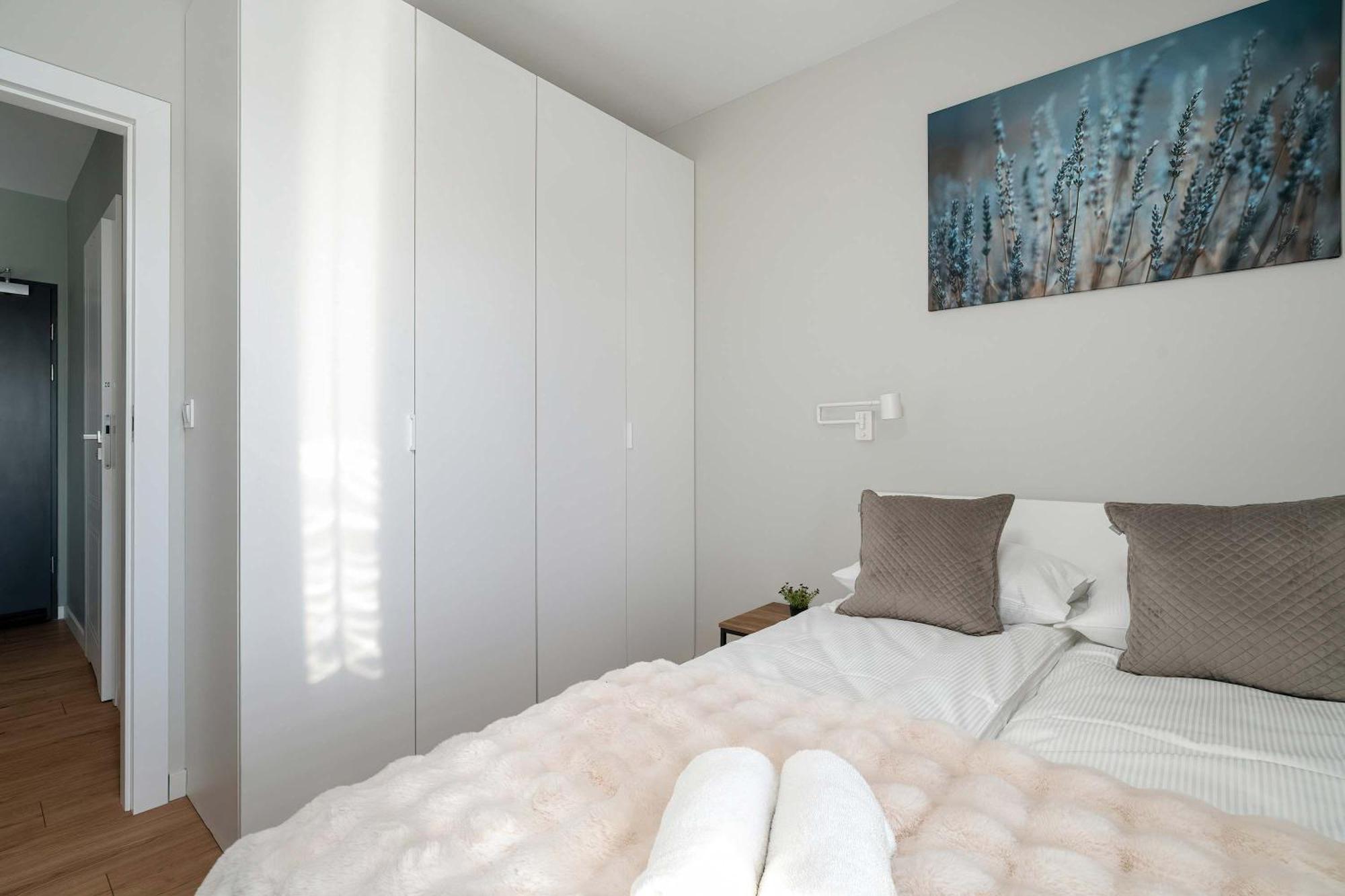 Apartament Bright Bulgarska With Parking Near Enea Stadium By Renters *