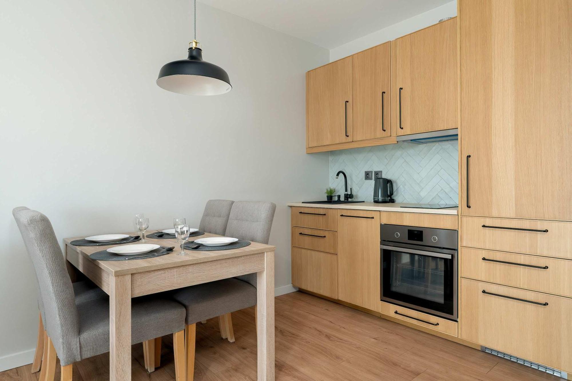 Bright Bulgarska With Parking Near Enea Stadium By Renters Apartament *